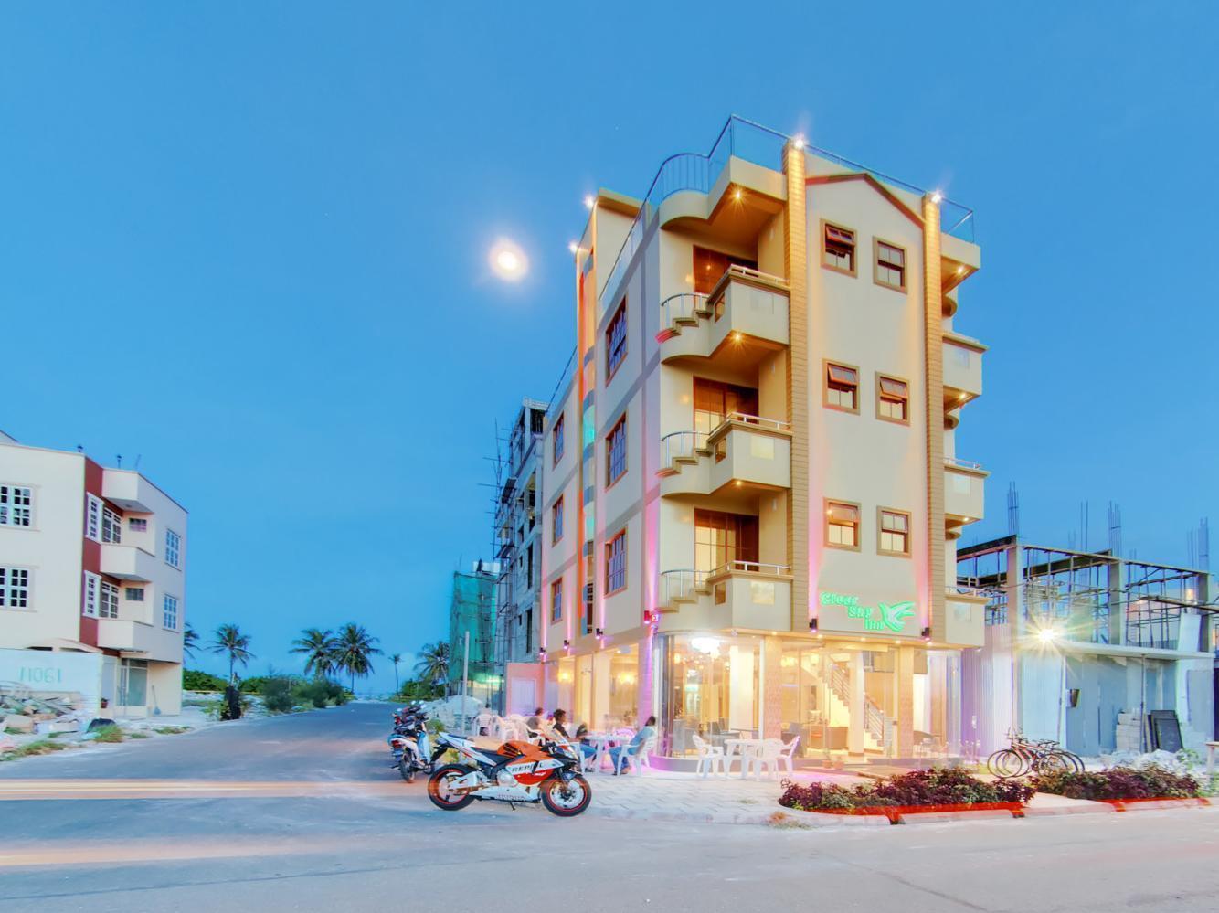 Clear Sky Inn Hulhumale Ngoại thất bức ảnh