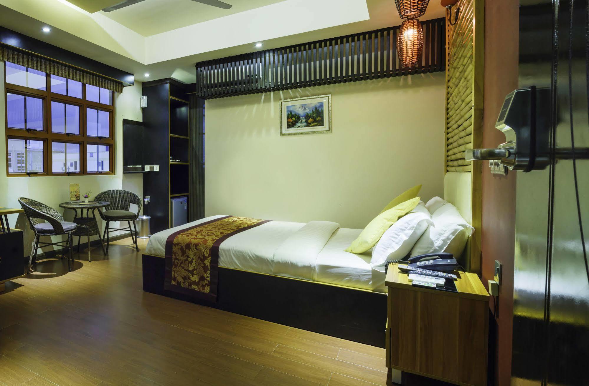 Clear Sky Inn Hulhumale Ngoại thất bức ảnh