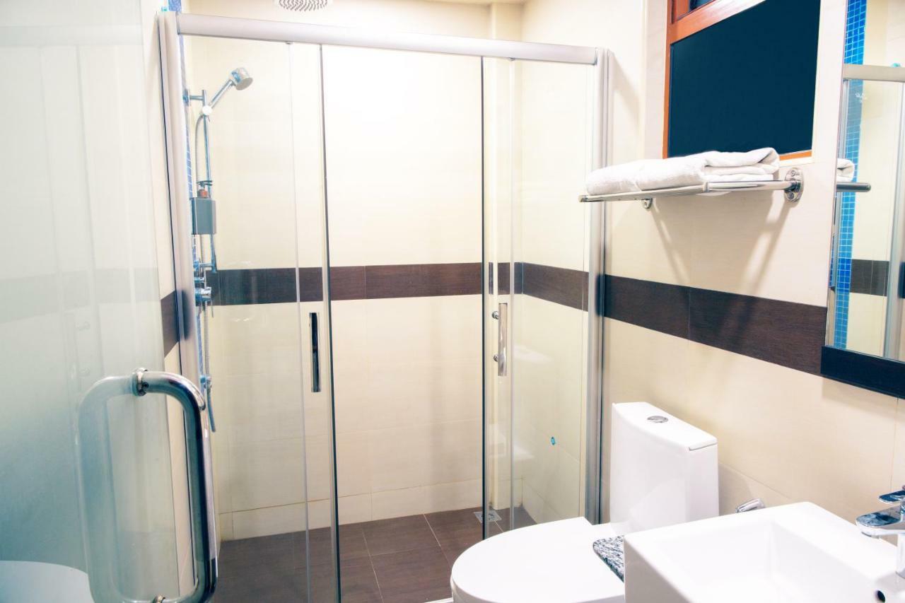 Clear Sky Inn Hulhumale Ngoại thất bức ảnh
